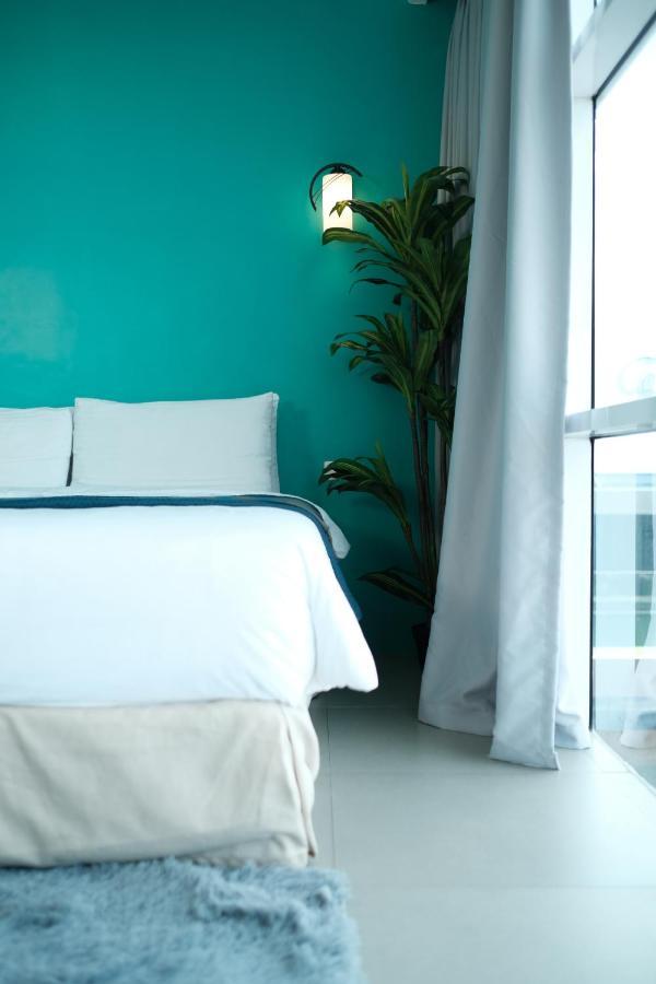 Dosi Hotel Ph Talisay  Buitenkant foto